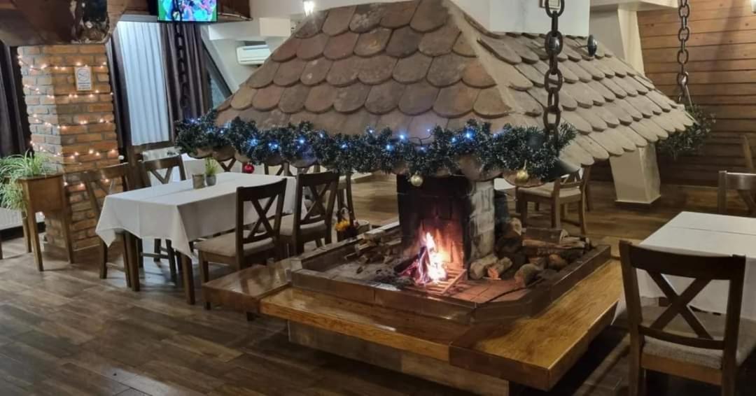 Hotel Babino Brdo Derventa Exterior foto